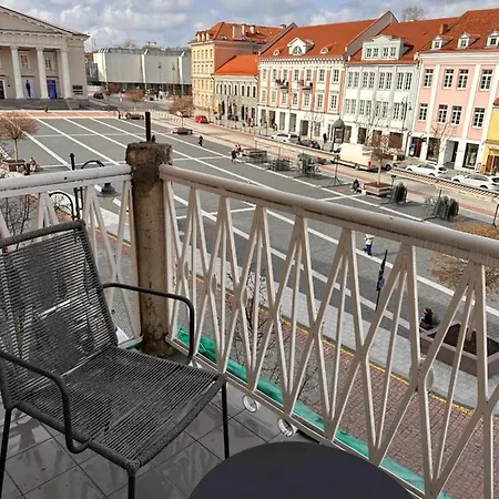Gold Star Capital Square 2 Apartman *